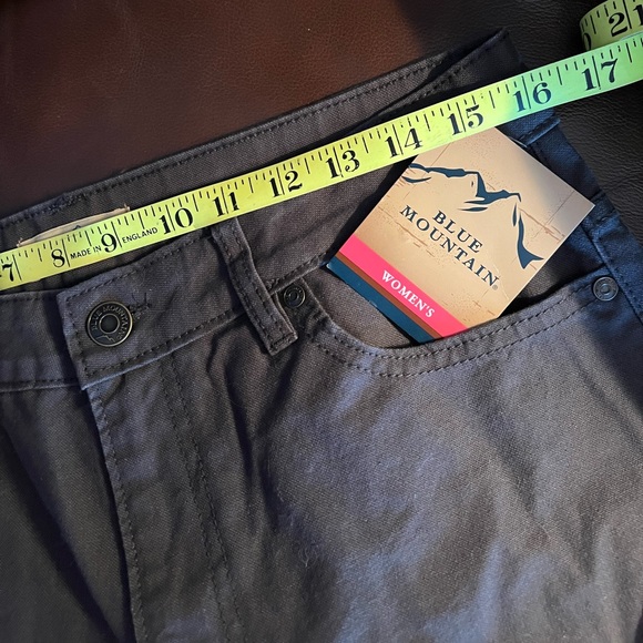 NWT Blue Mountain Flannel lined chinos - Picture 5 of 6